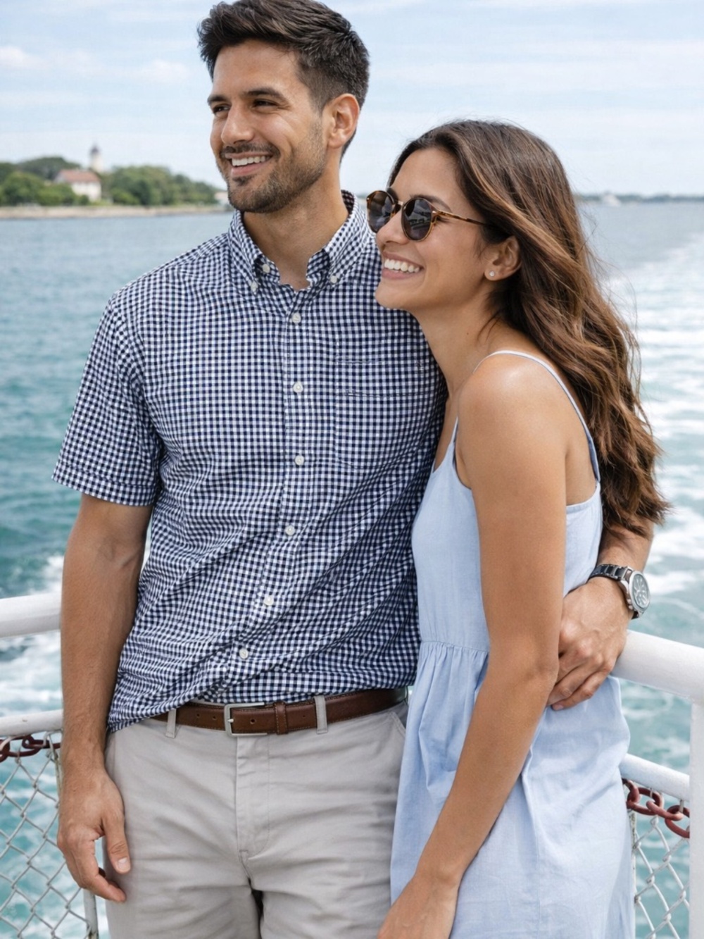 Jos A. Bank Traveler's Collection Button Down Short Sleeve Shirt